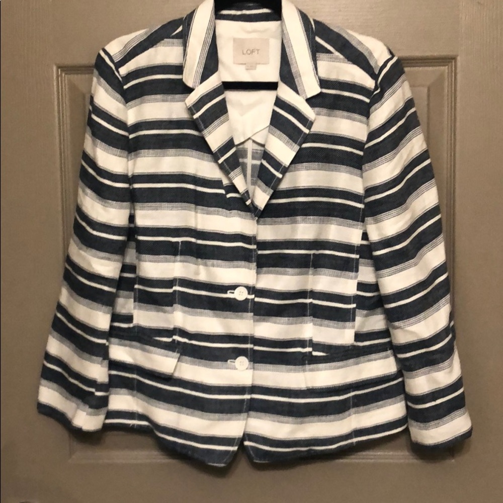 💜 Navy and White Striped Blazer